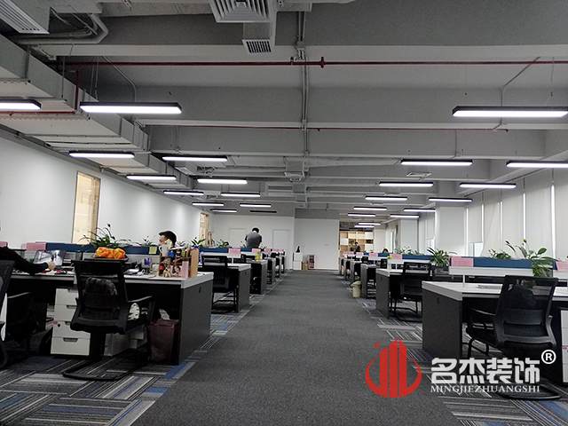 办公室装修.jpg