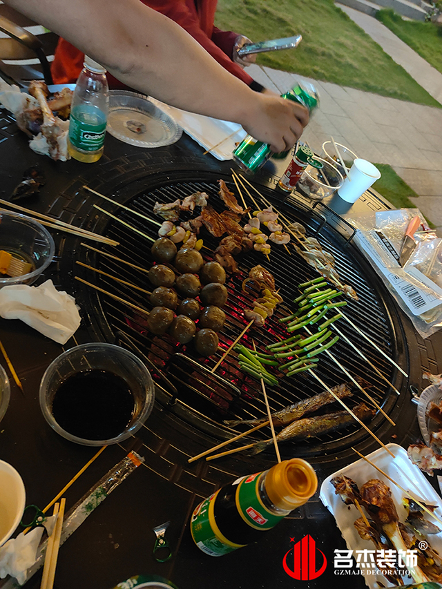 名杰装饰游记